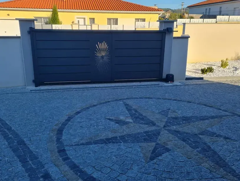 Portail et decoration